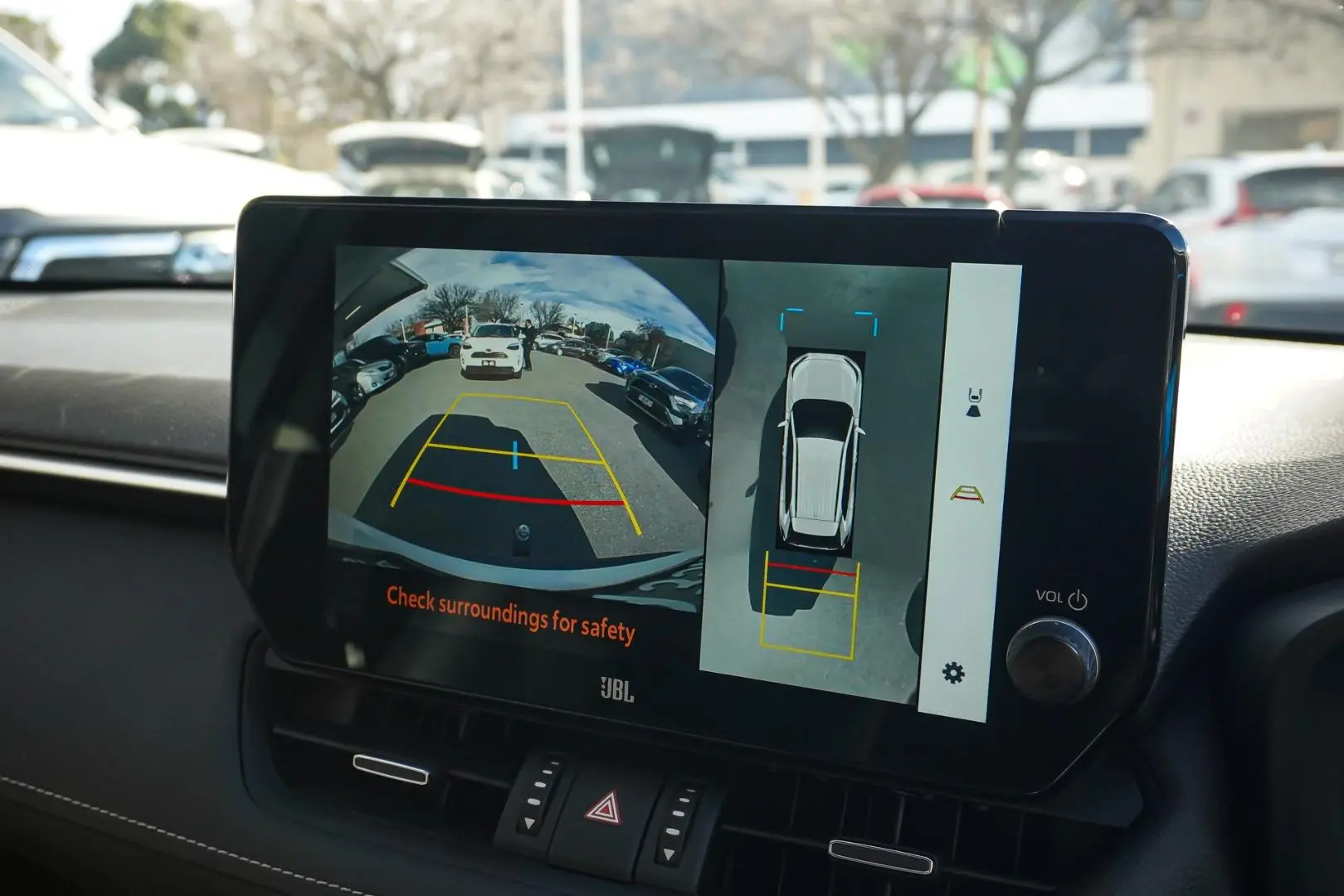 2024 Toyota RAV4 Gallery Image 24
