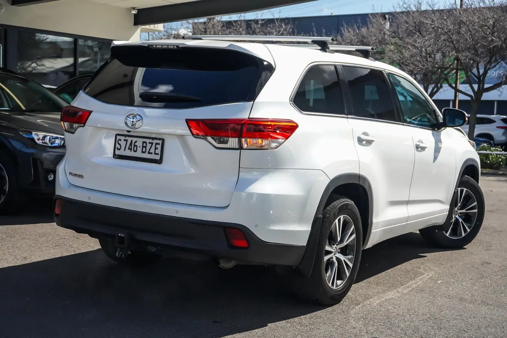 2018 Toyota Kluger Gallery Image 3