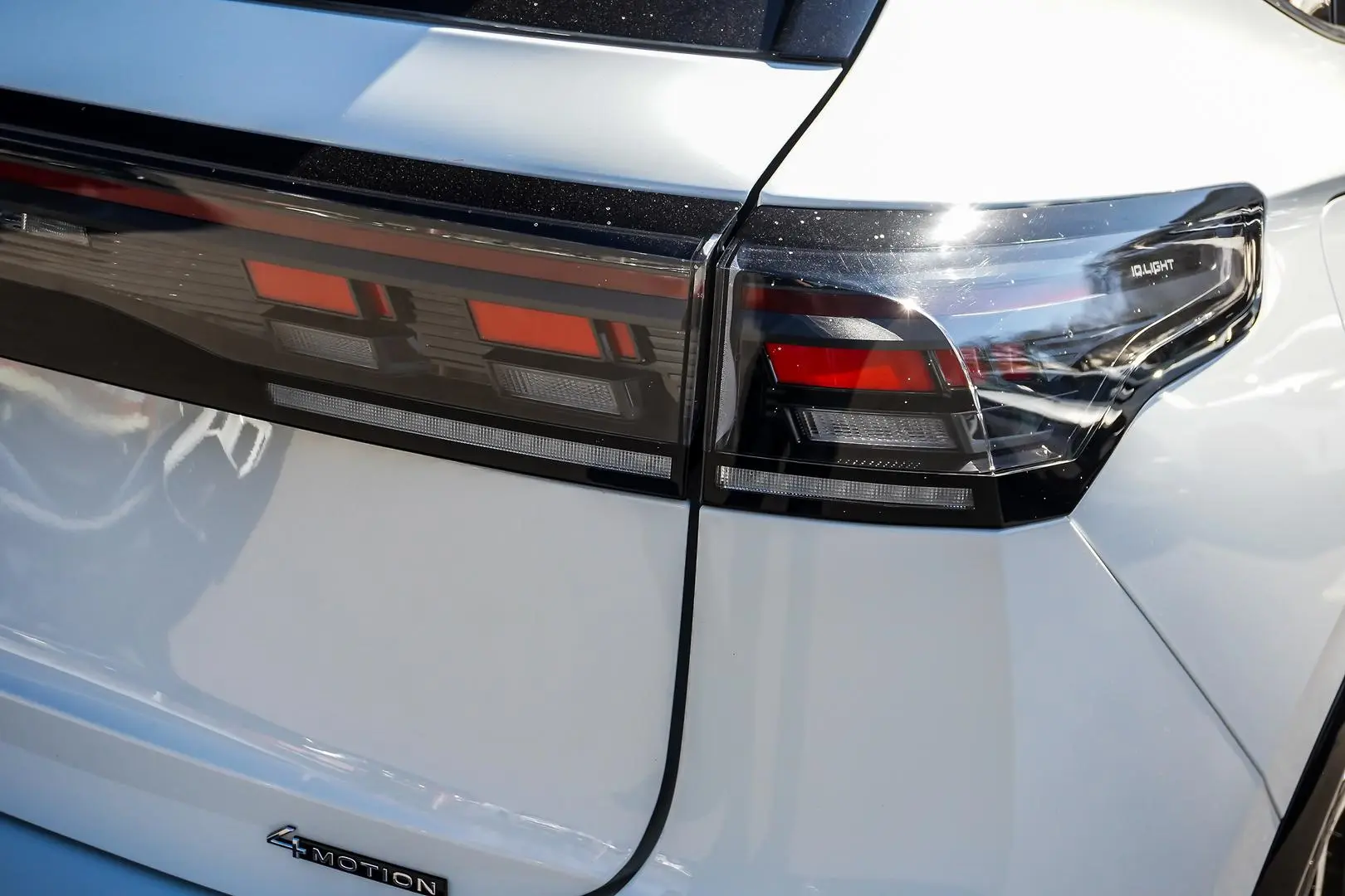 2025 Volkswagen Tiguan Gallery Image 12