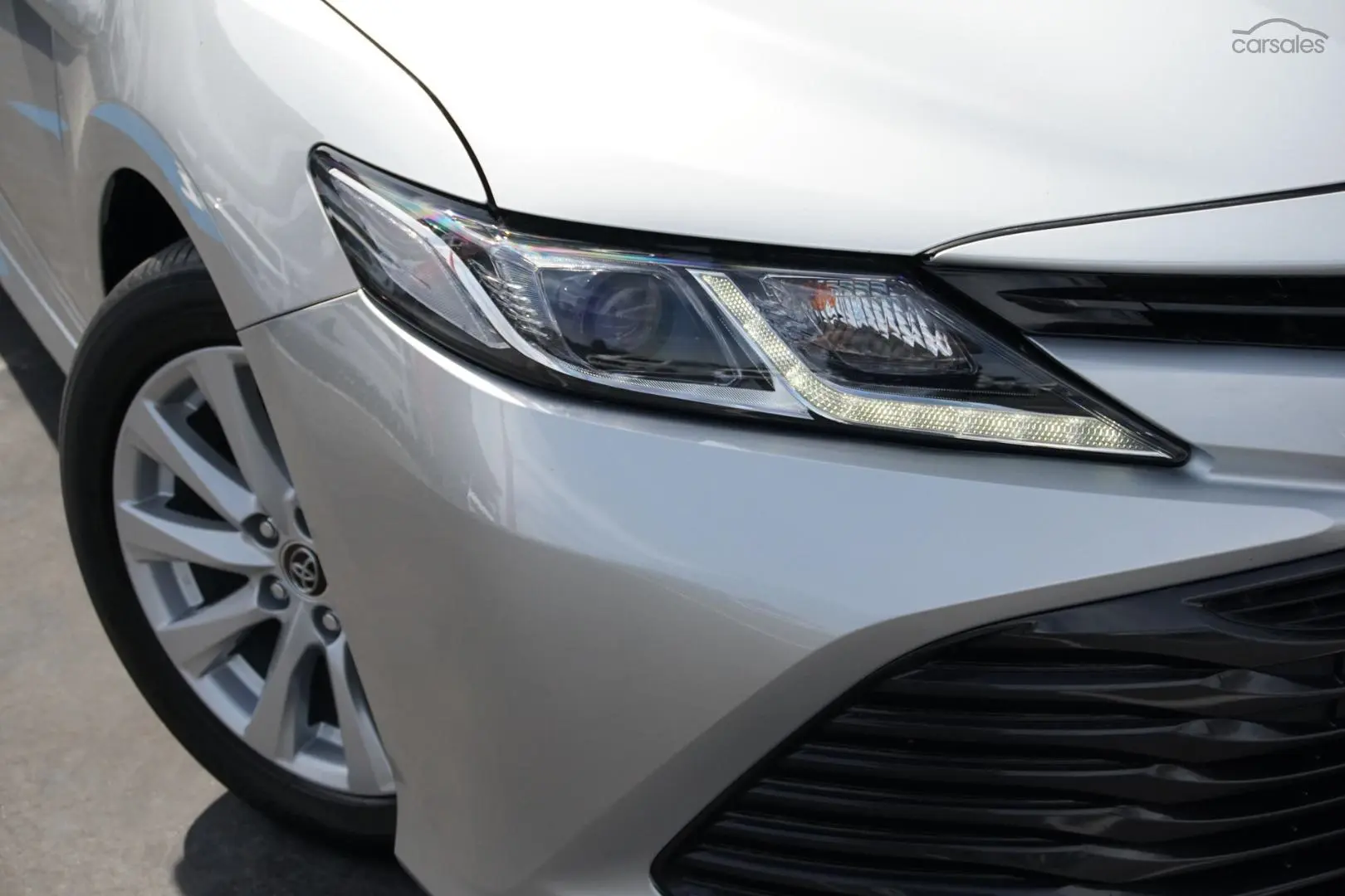 2019 Toyota Camry Image 11