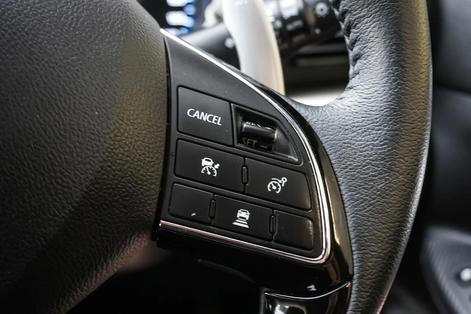 2021 Mitsubishi Eclipse Cross Gallery Image 20