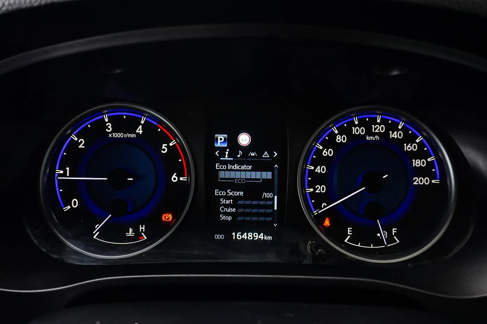 2019 Toyota Hilux Gallery Image 18