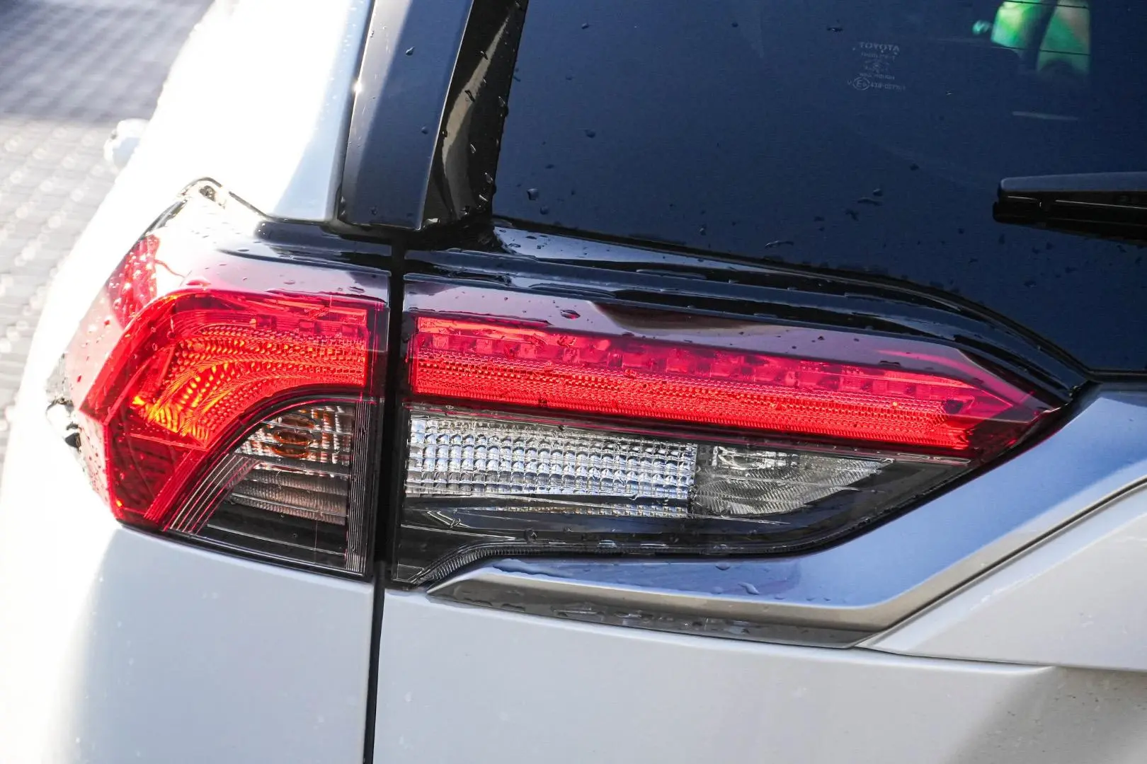 2023 Toyota RAV4 Gallery Image 14