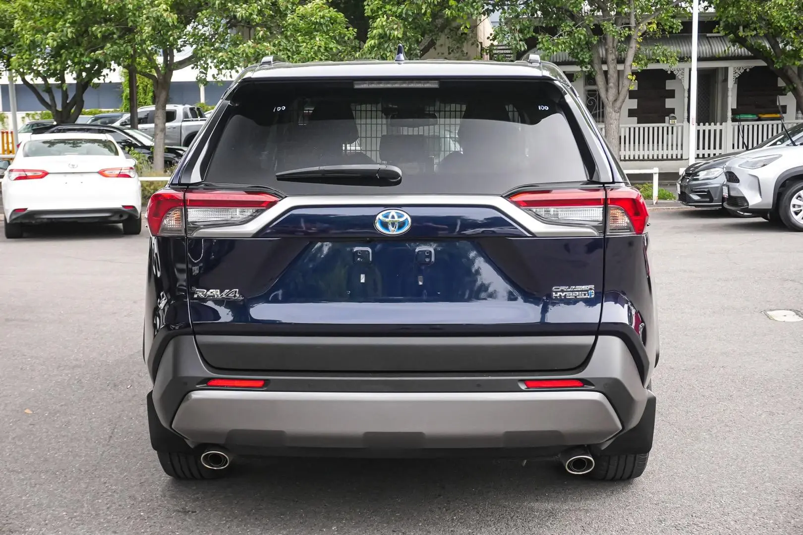2020 Toyota RAV4 Gallery Image 6