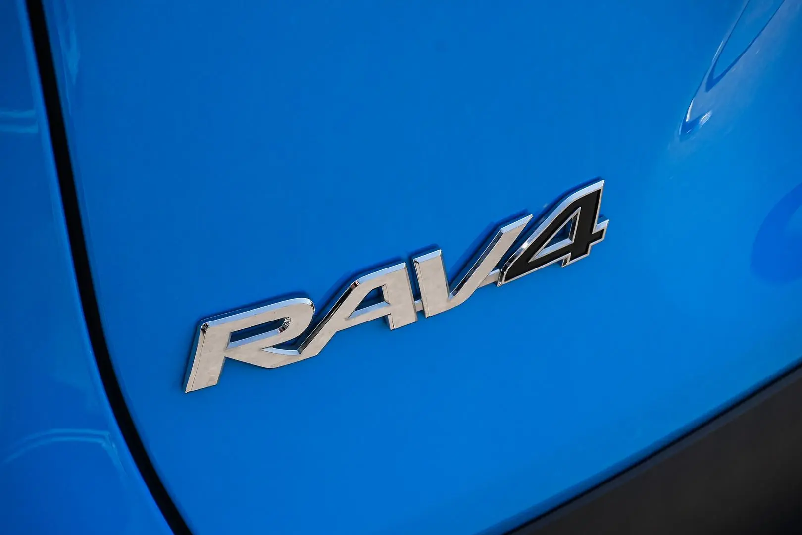 2020 Toyota RAV4 Gallery Image 9