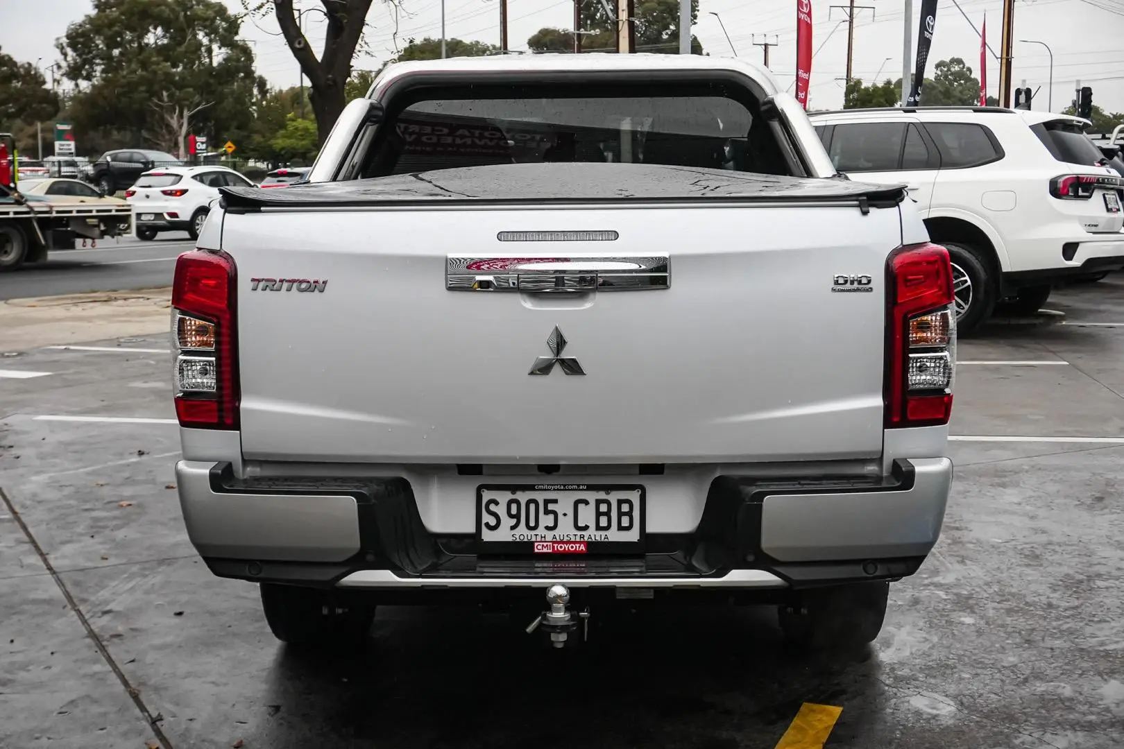 2019 Mitsubishi Triton Gallery Image 6