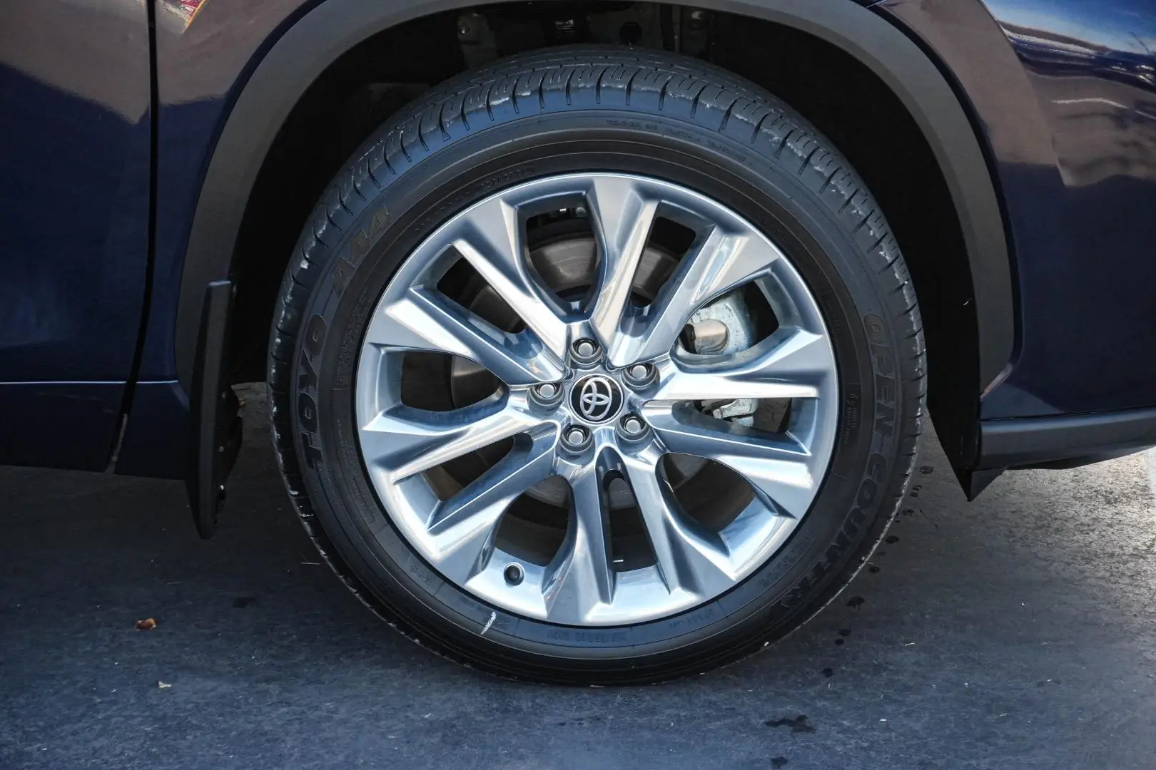 2024 Toyota Kluger Gallery Image 12