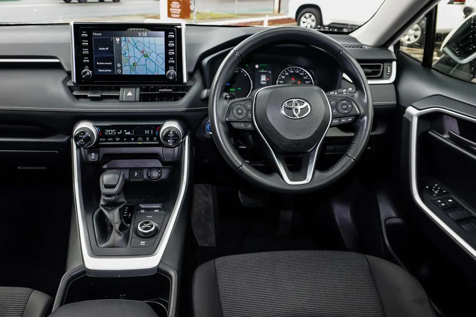 2022 Toyota RAV4 Gallery Image 8