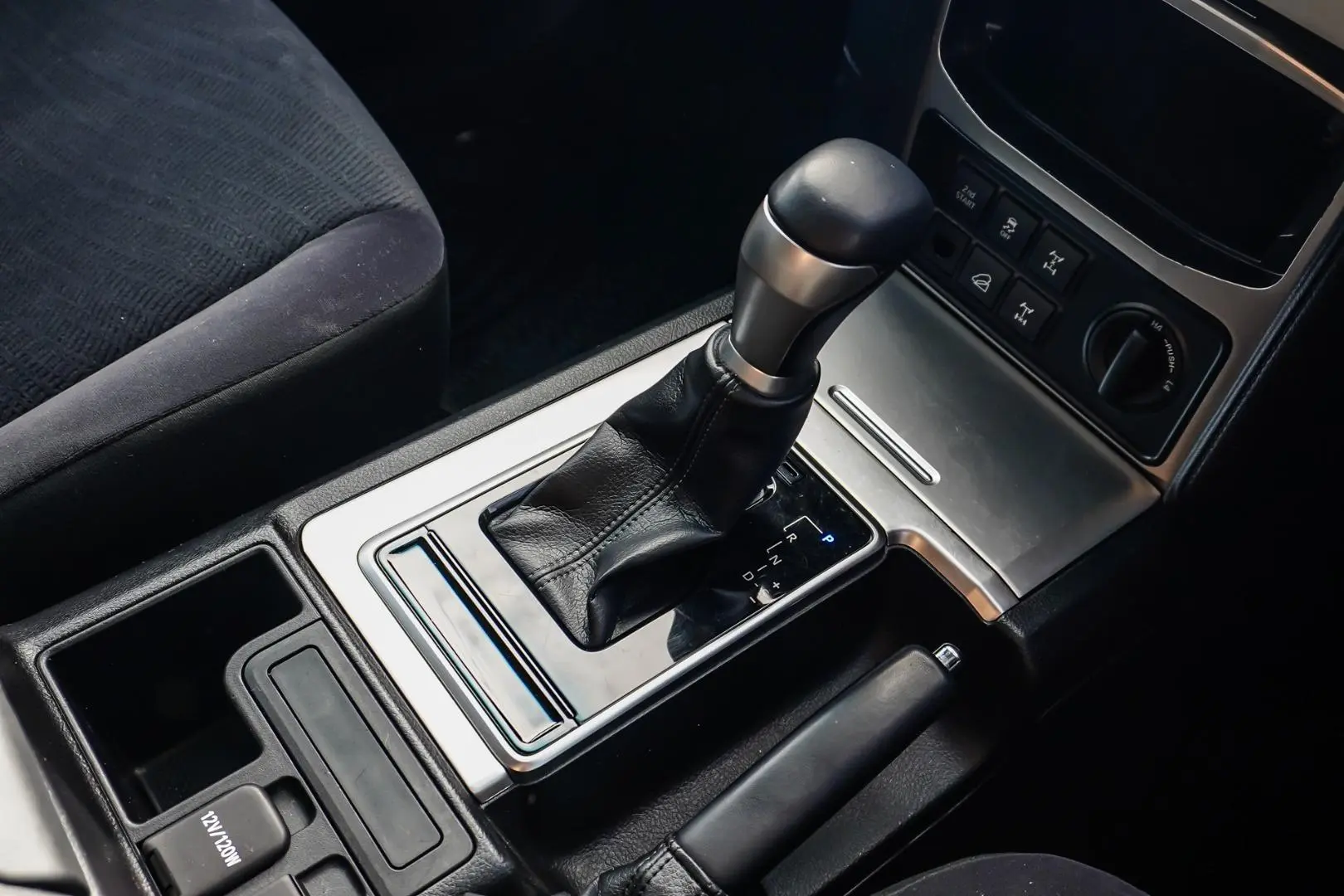 2021 Toyota Landcruiser Prado Gallery Image 20