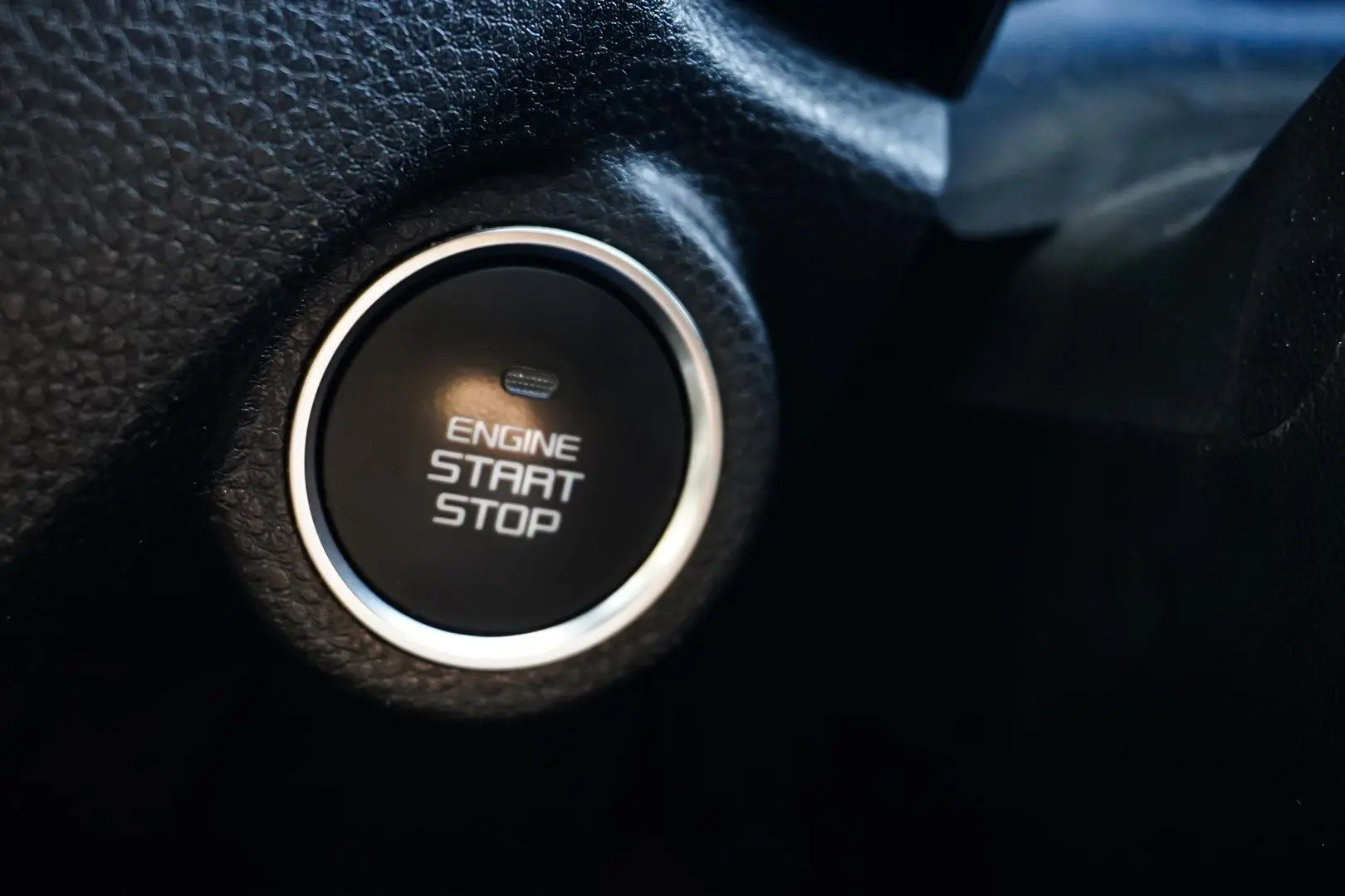 2021 Isuzu D-MAX Gallery Image 25