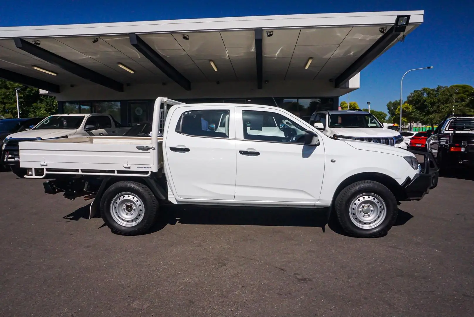 2021 Isuzu D-Max Gallery Image 4