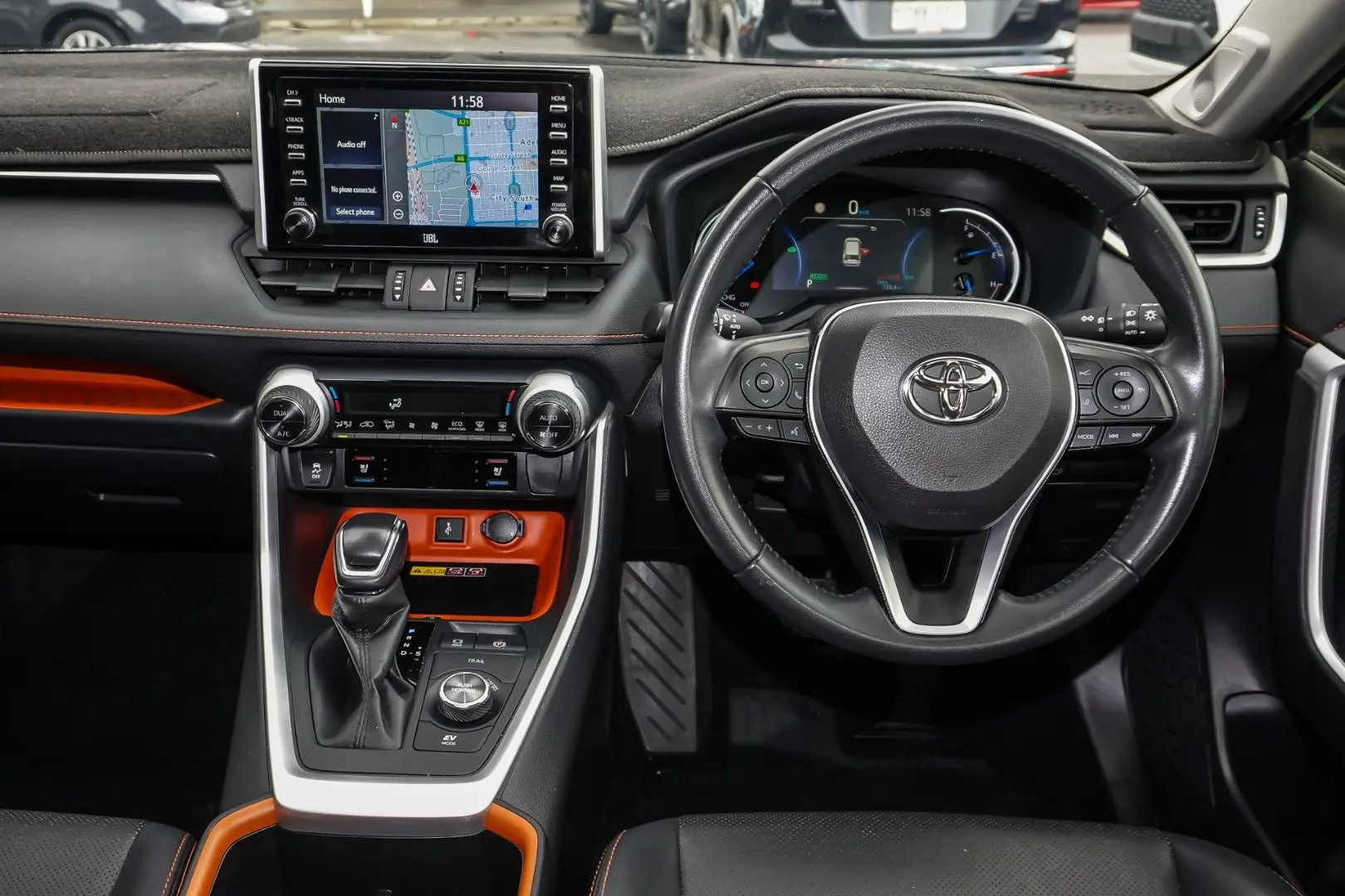 2022 Toyota RAV4 Gallery Image 9