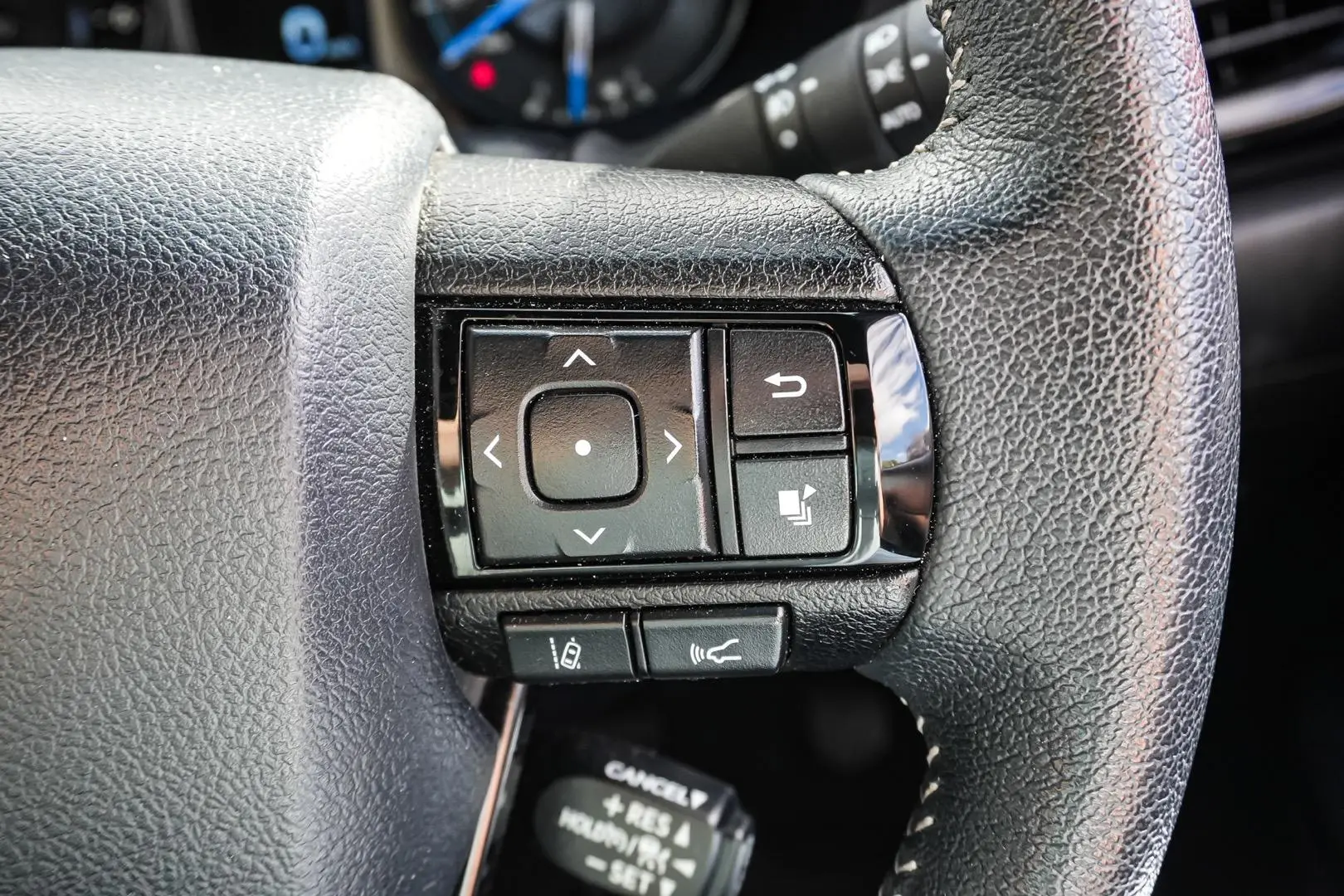 2023 Toyota Hilux Gallery Image 19