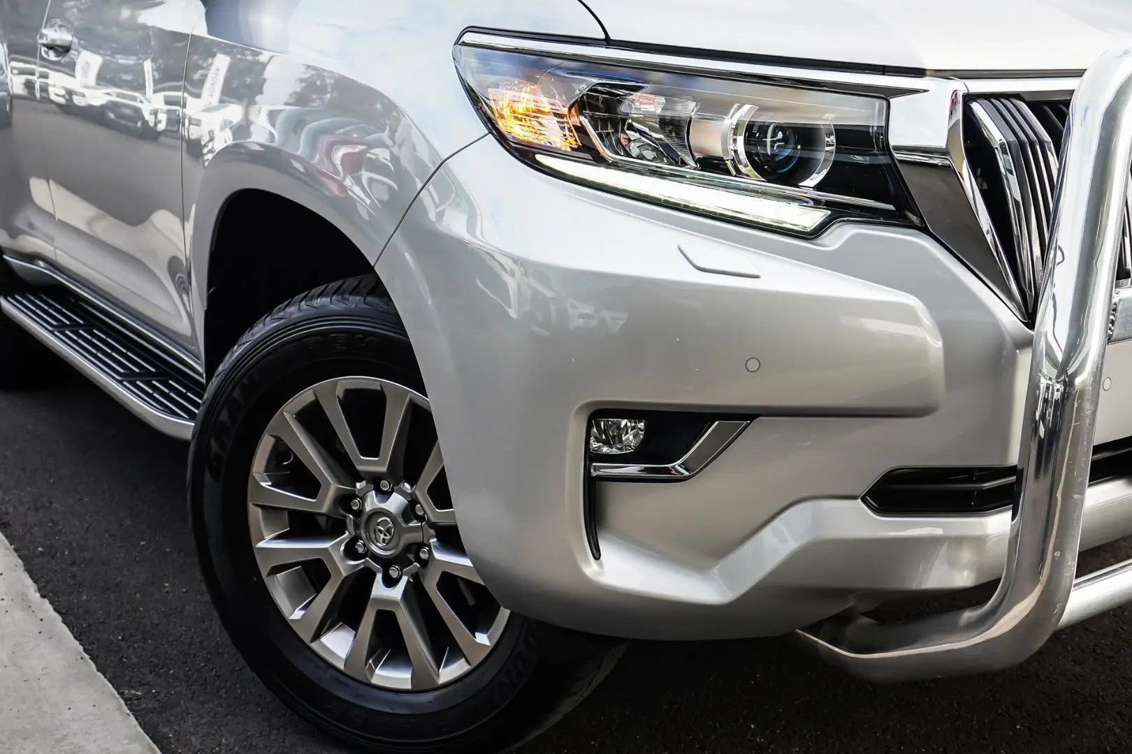 2021 Toyota Landcruiser Prado Gallery Image 13