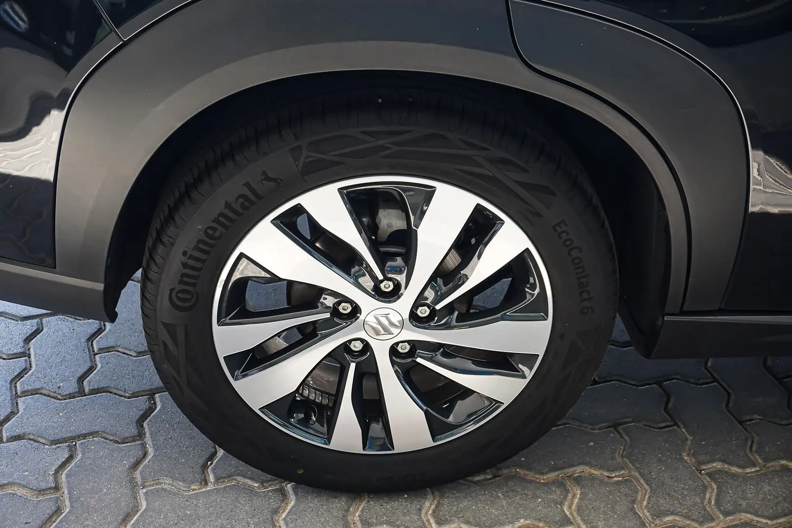 2023 Suzuki S-Cross Gallery Image 18