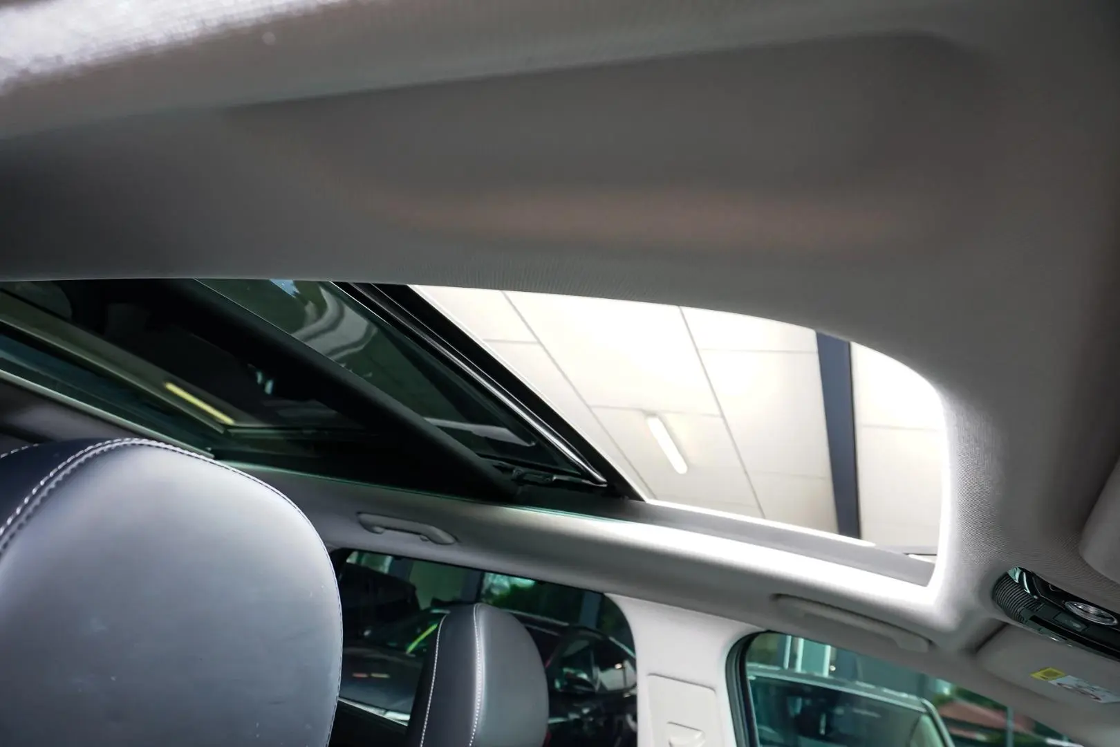 2020 Kia Sorento Gallery Image 8