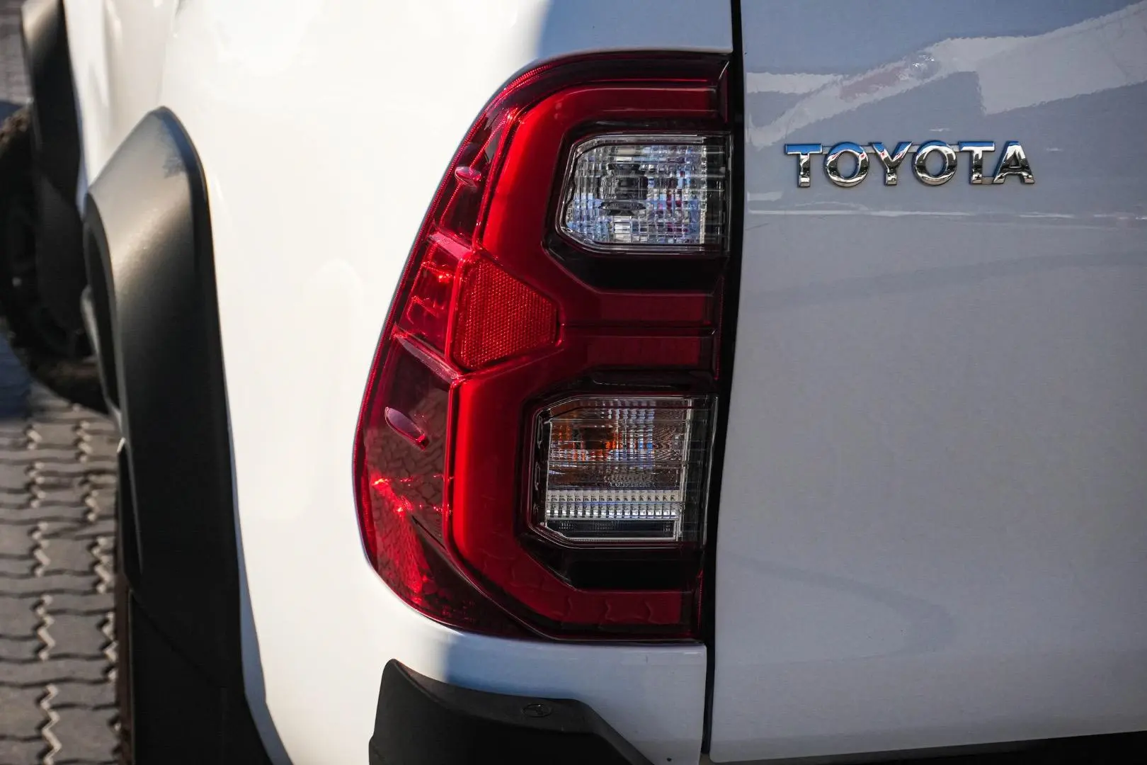 2024 Toyota Hilux Gallery Image 13