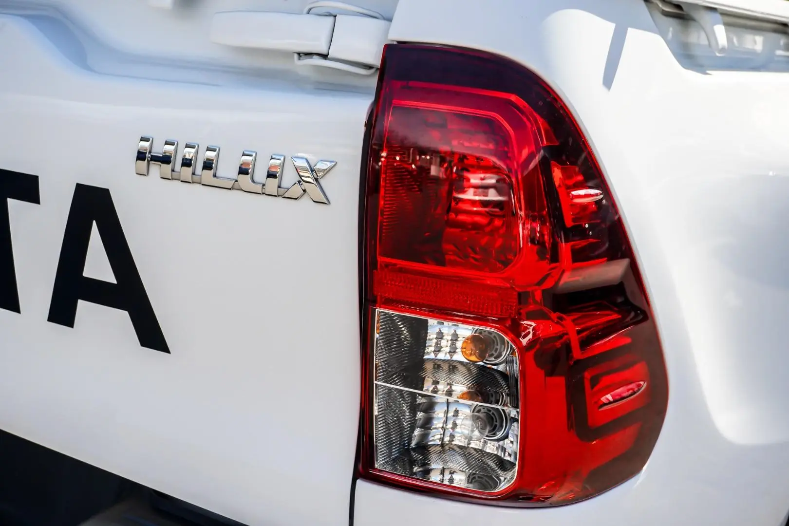 2024 Toyota Hilux Gallery Image 13