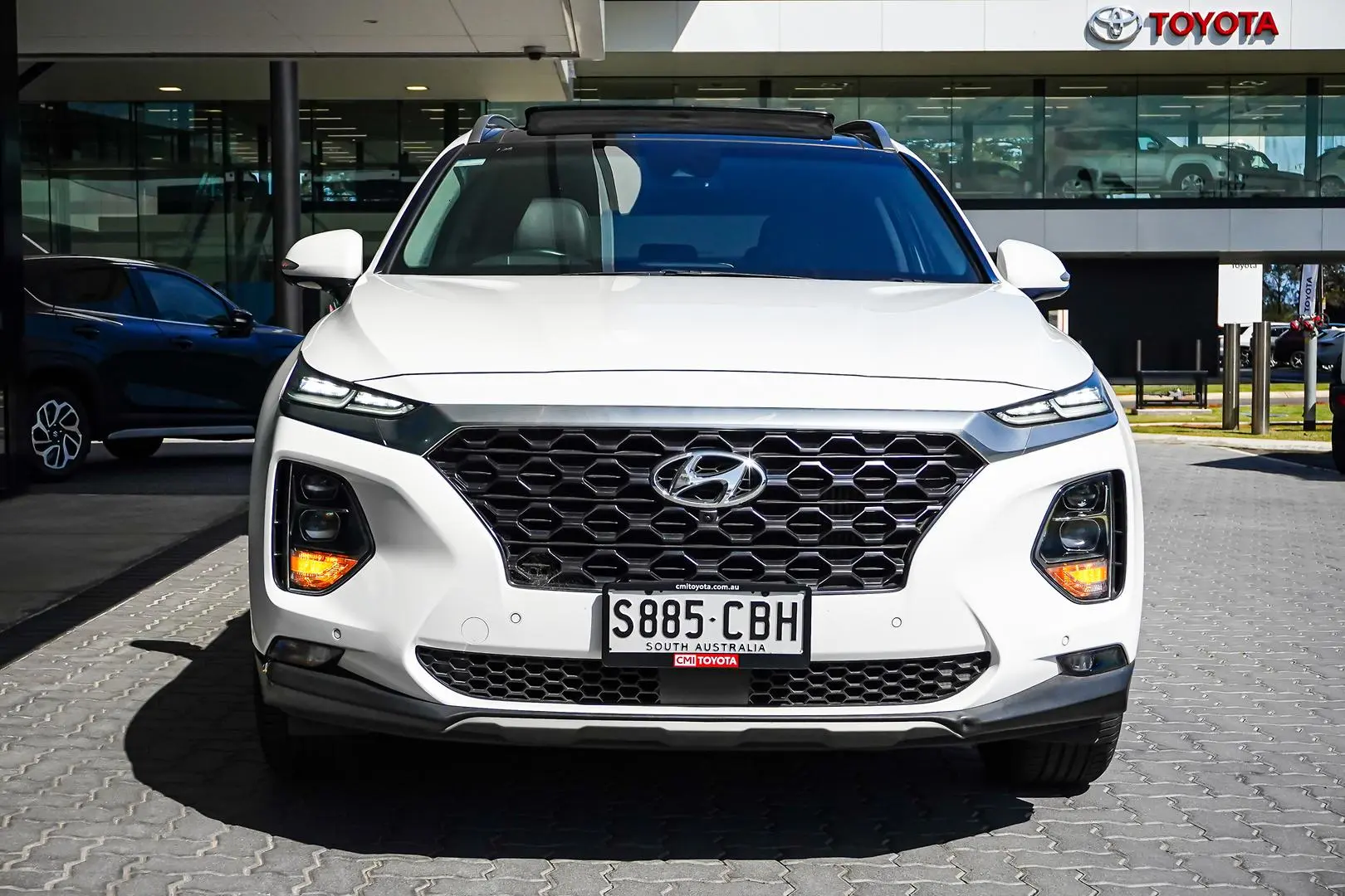 2019 Hyundai Santa Fe Gallery Image 5