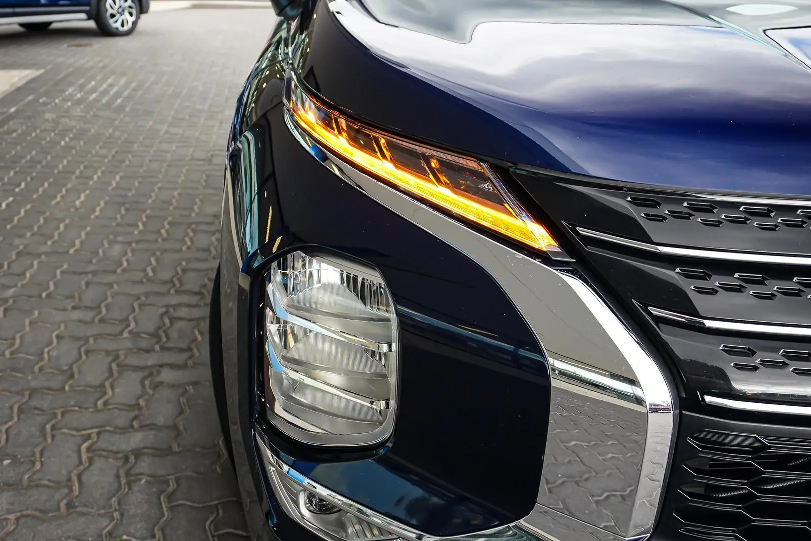 2023 Mitsubishi Outlander Gallery Image 14