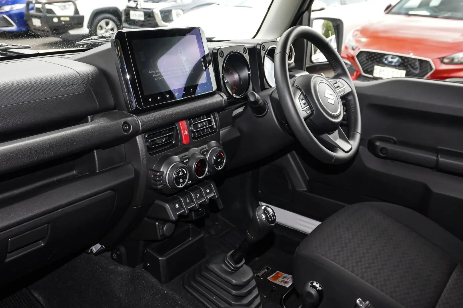 2024 Suzuki Jimny Gallery Image 11