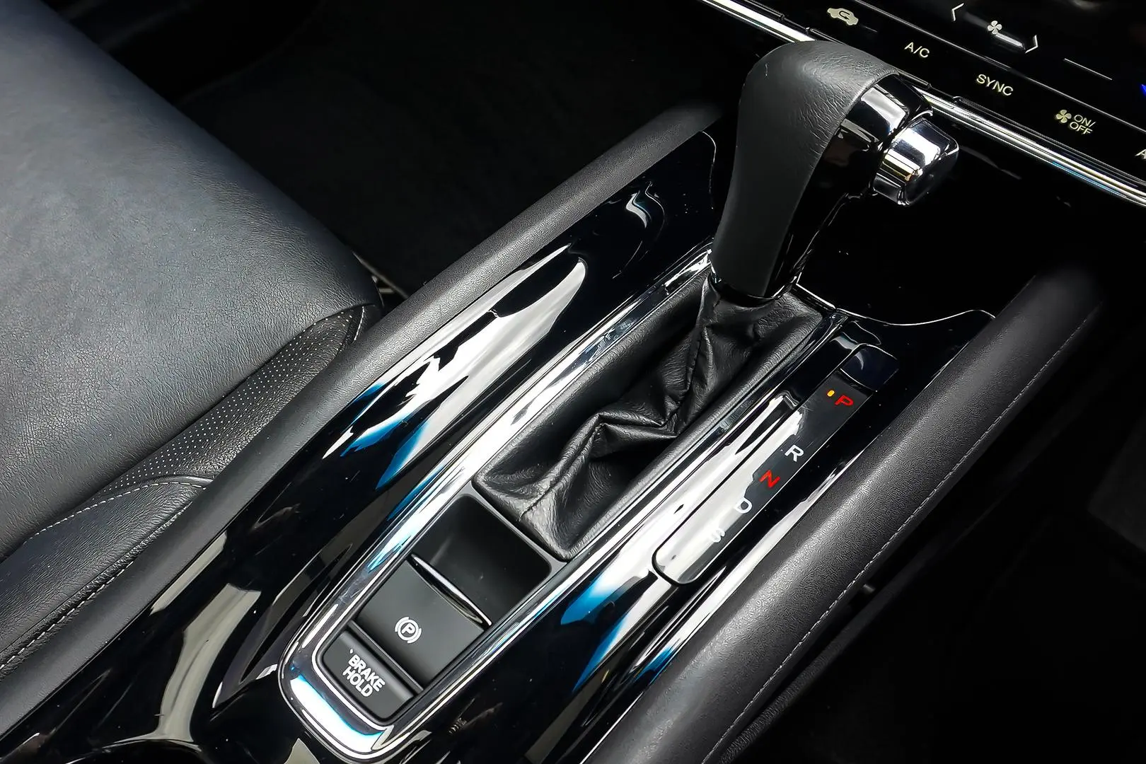 2018 Honda HR-V Gallery Image 17