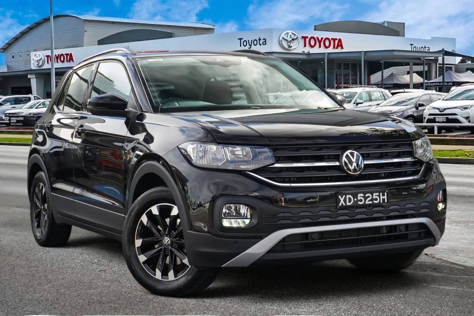 2023 Volkswagen T-Cross Image