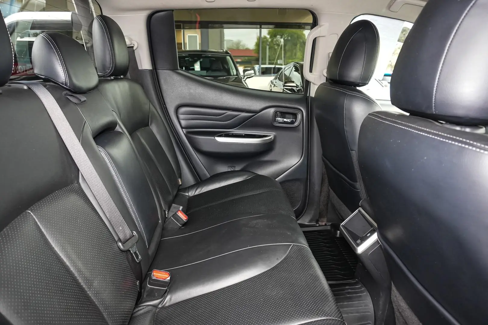 2018 Mitsubishi Triton Gallery Image 9