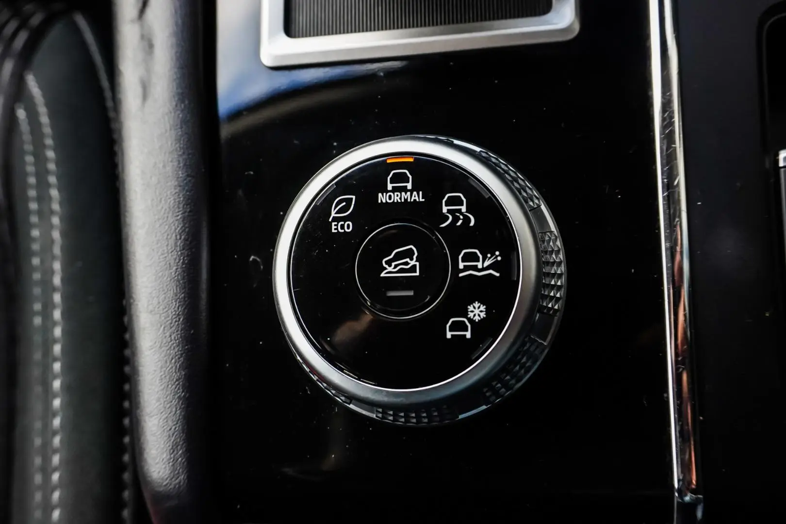 2023 Mitsubishi Outlander Gallery Image 21