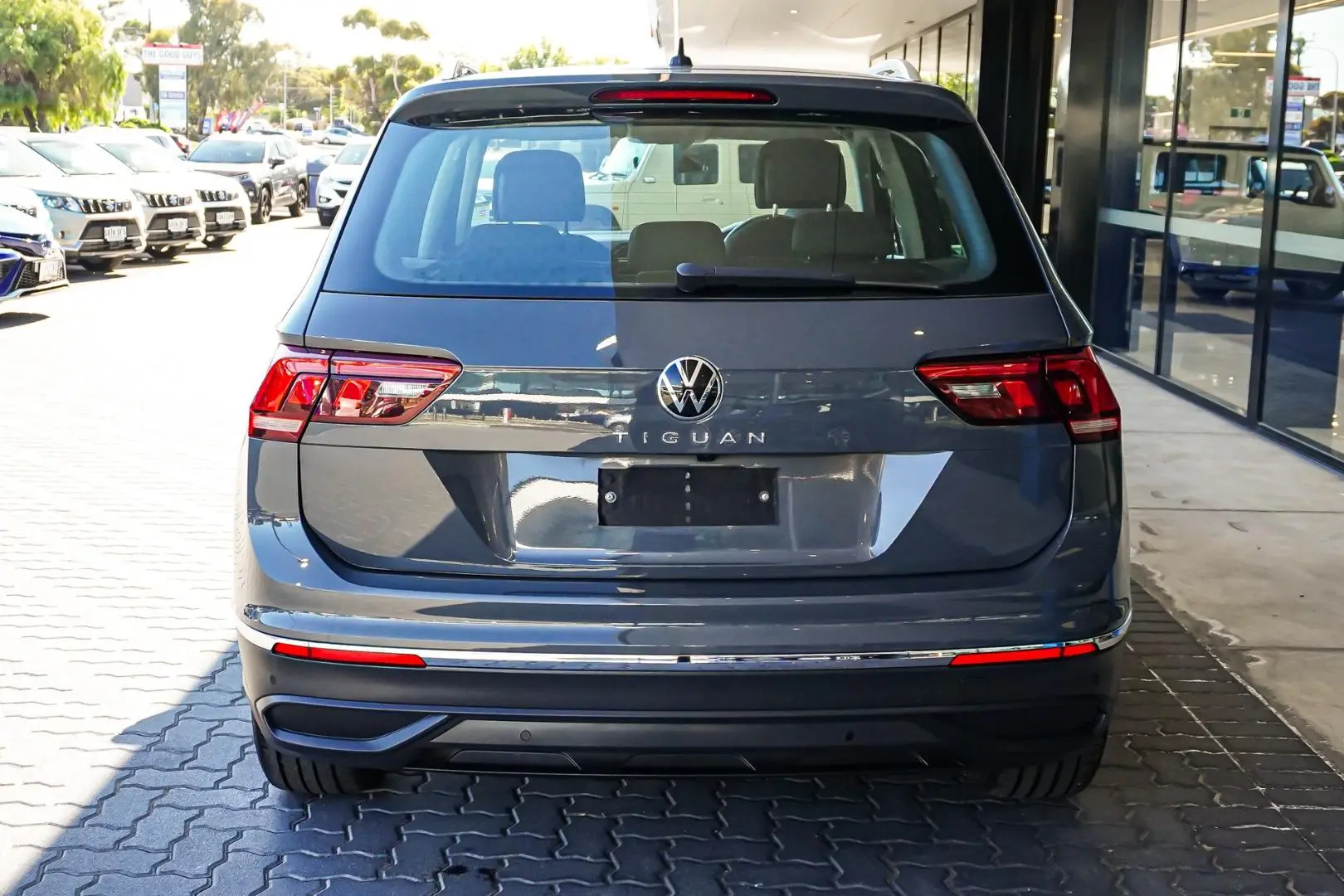 2023 Volkswagen Tiguan Gallery Image 6