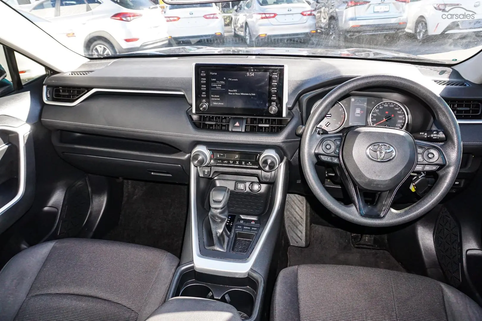 2019 Toyota RAV4 Image 9