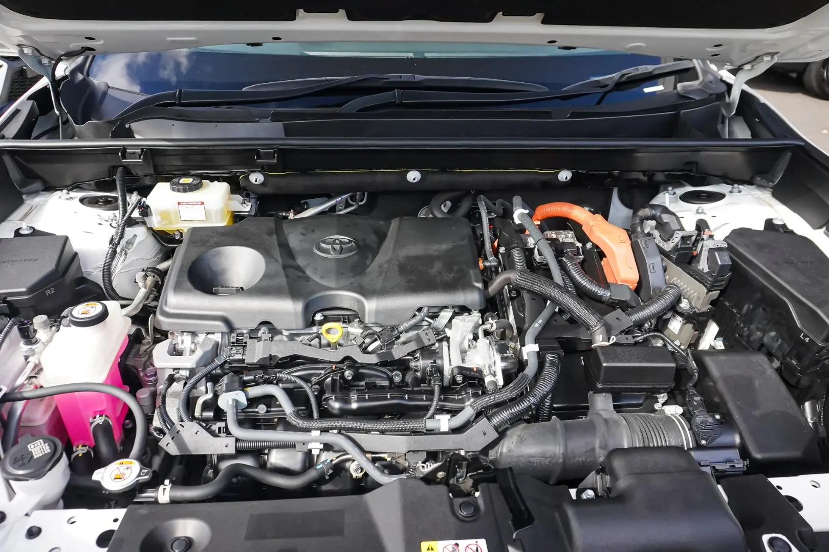 2021 Toyota RAV4 Gallery Image 25