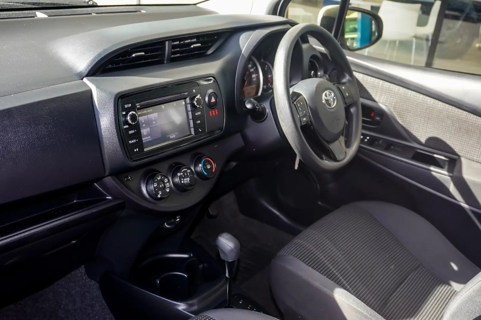 2019 Toyota Yaris Gallery Image 11