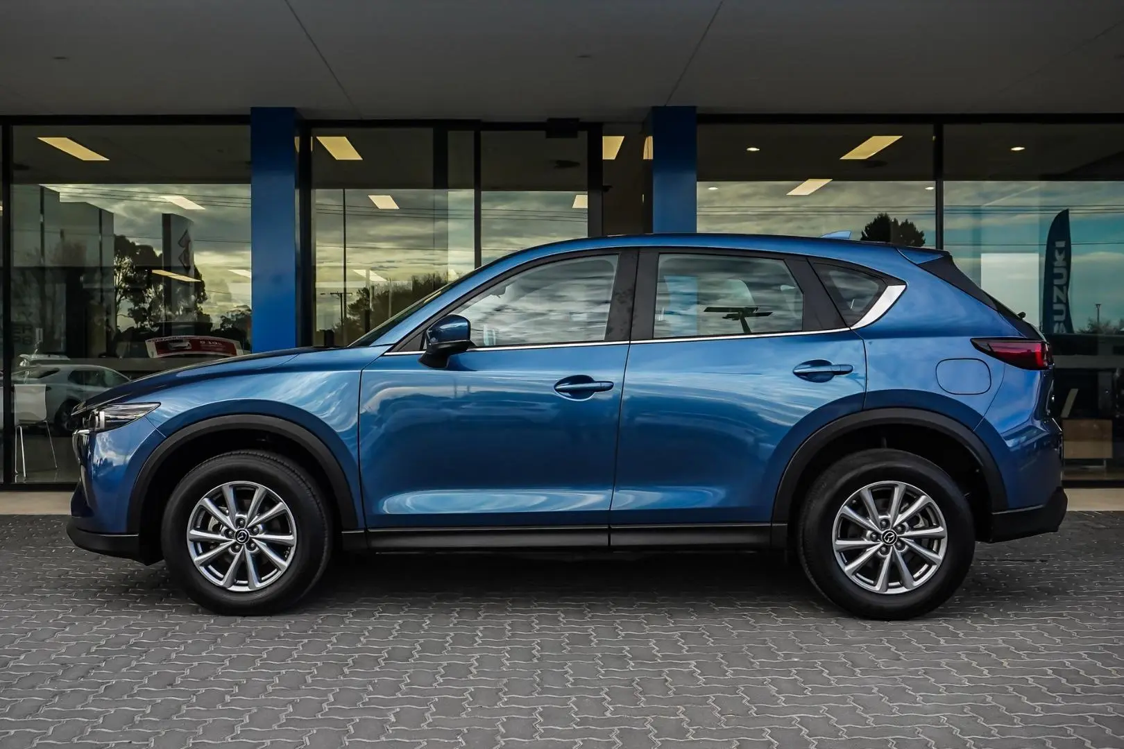 2023 Mazda CX-5 Gallery Image 4
