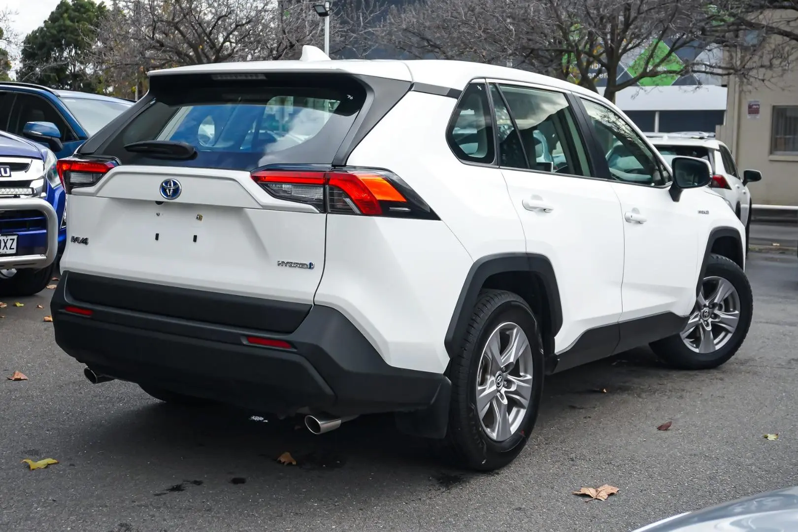 2024 Toyota RAV4 Gallery Image 3
