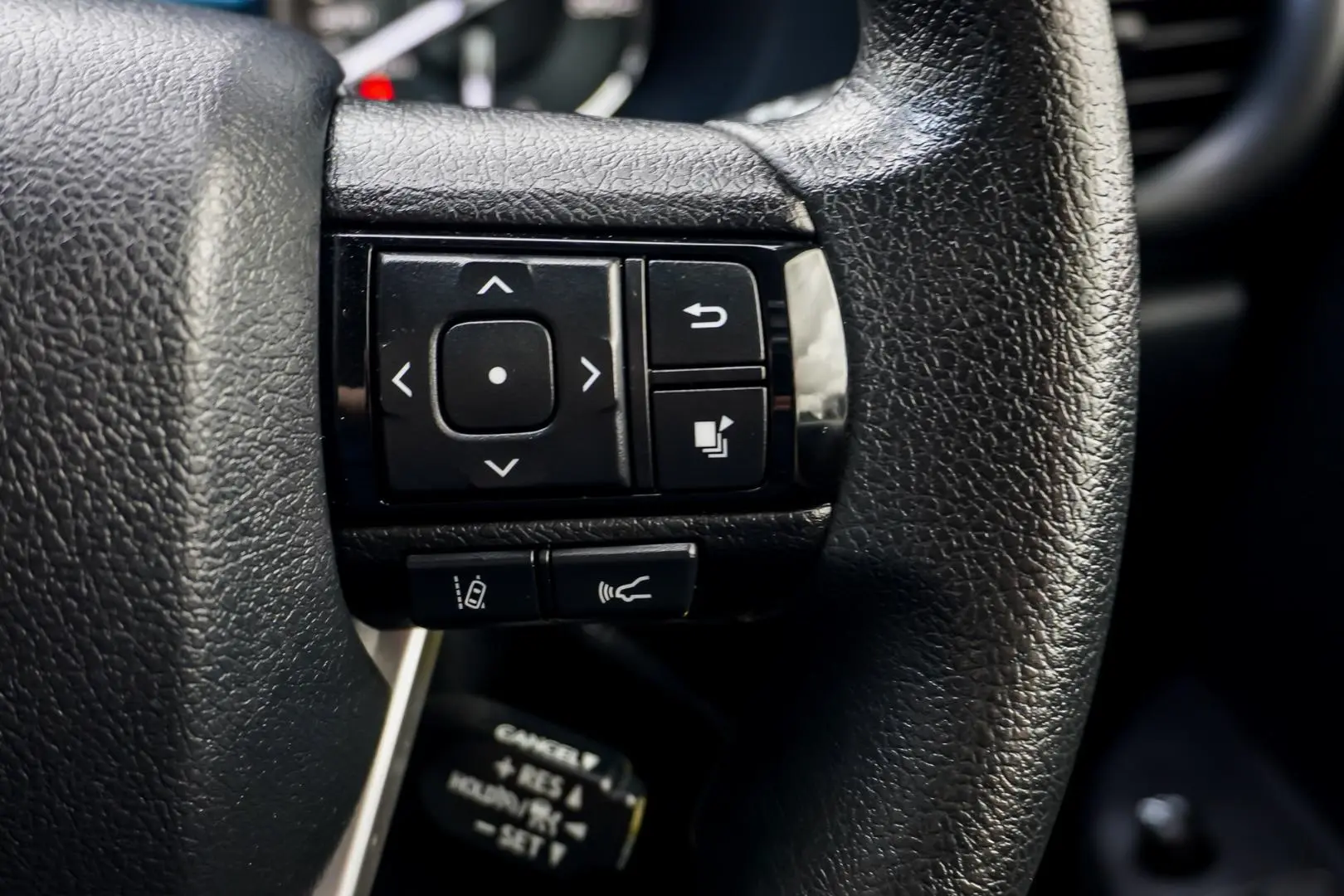 2023 Toyota Hilux Gallery Image 19