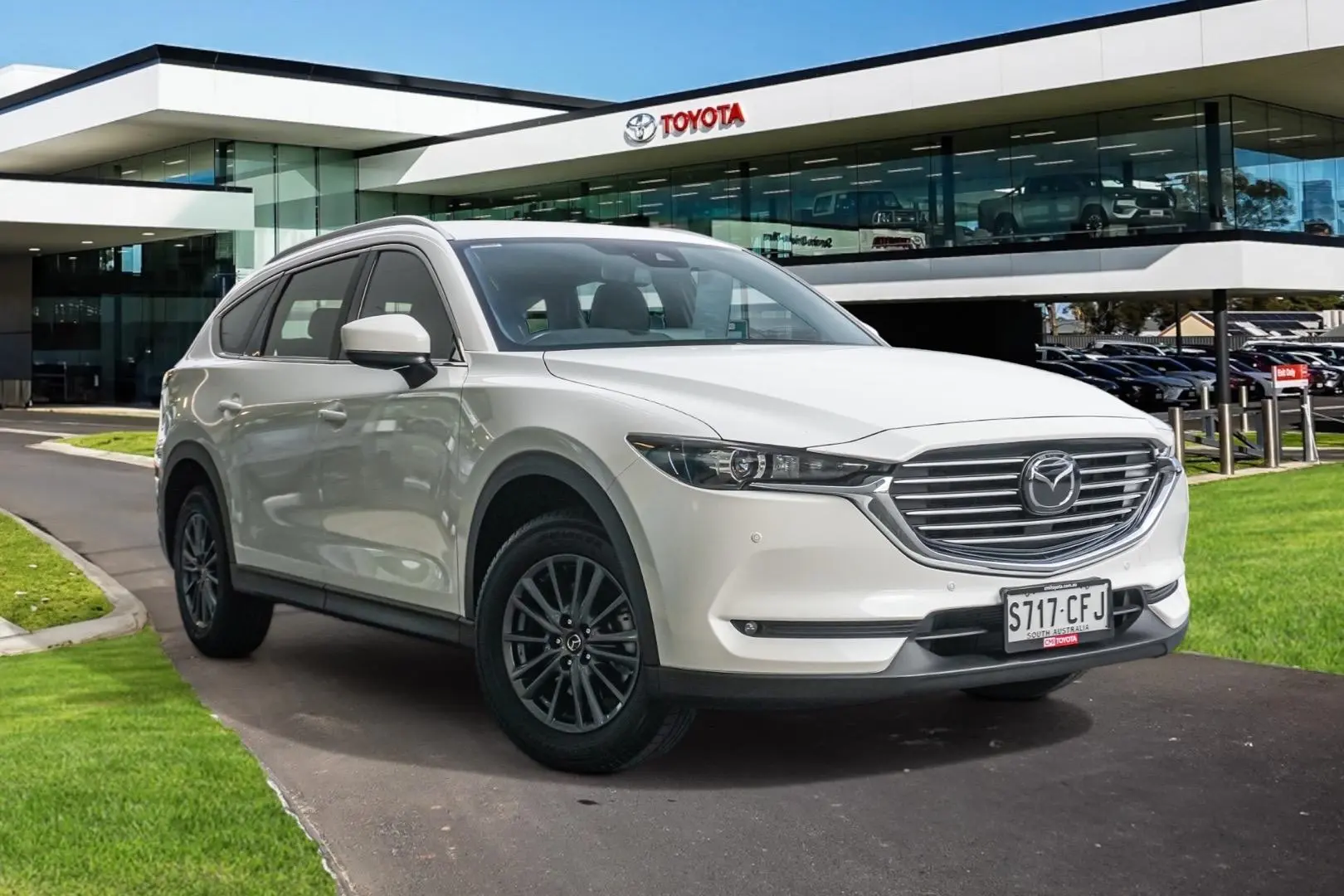 2020 Mazda CX-8 Image