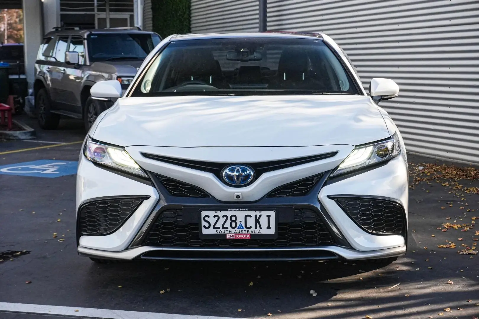 2021 Toyota Camry Gallery Image 5