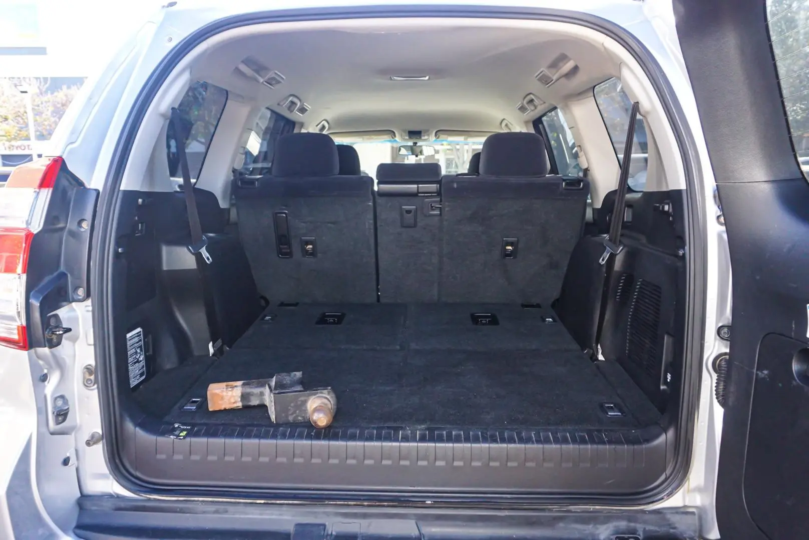 2016 Toyota Landcruiser Prado Gallery Image 11