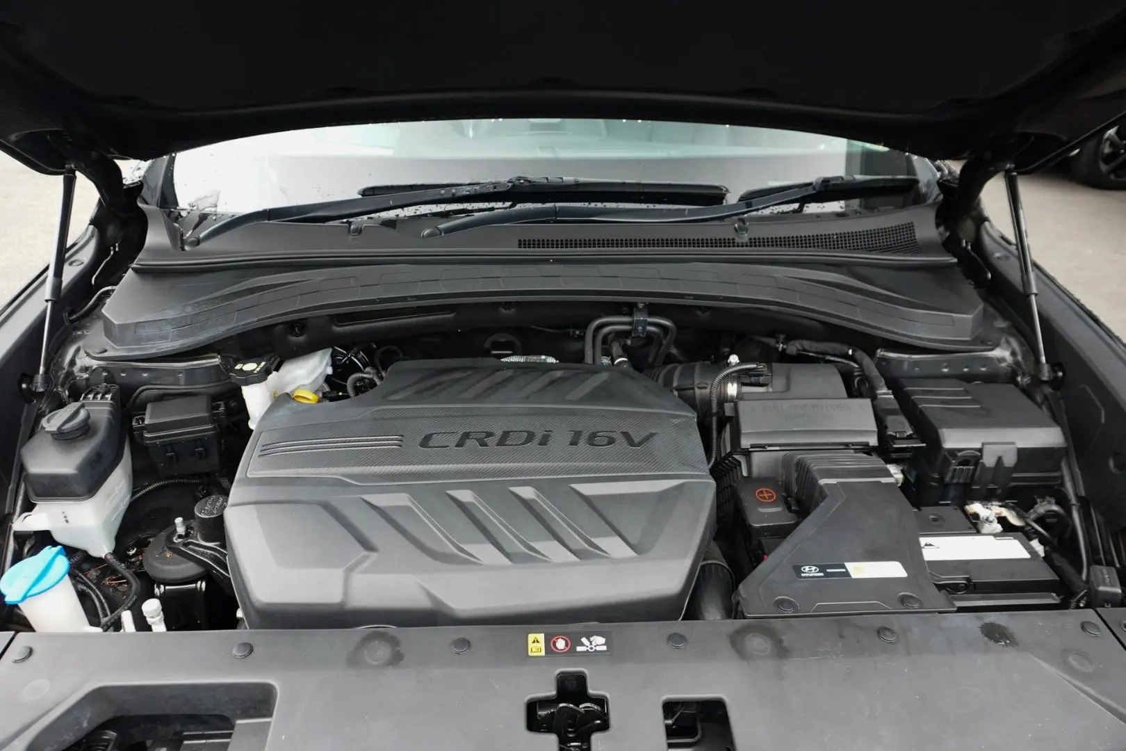 2018 Hyundai Santa Fe Gallery Image 25