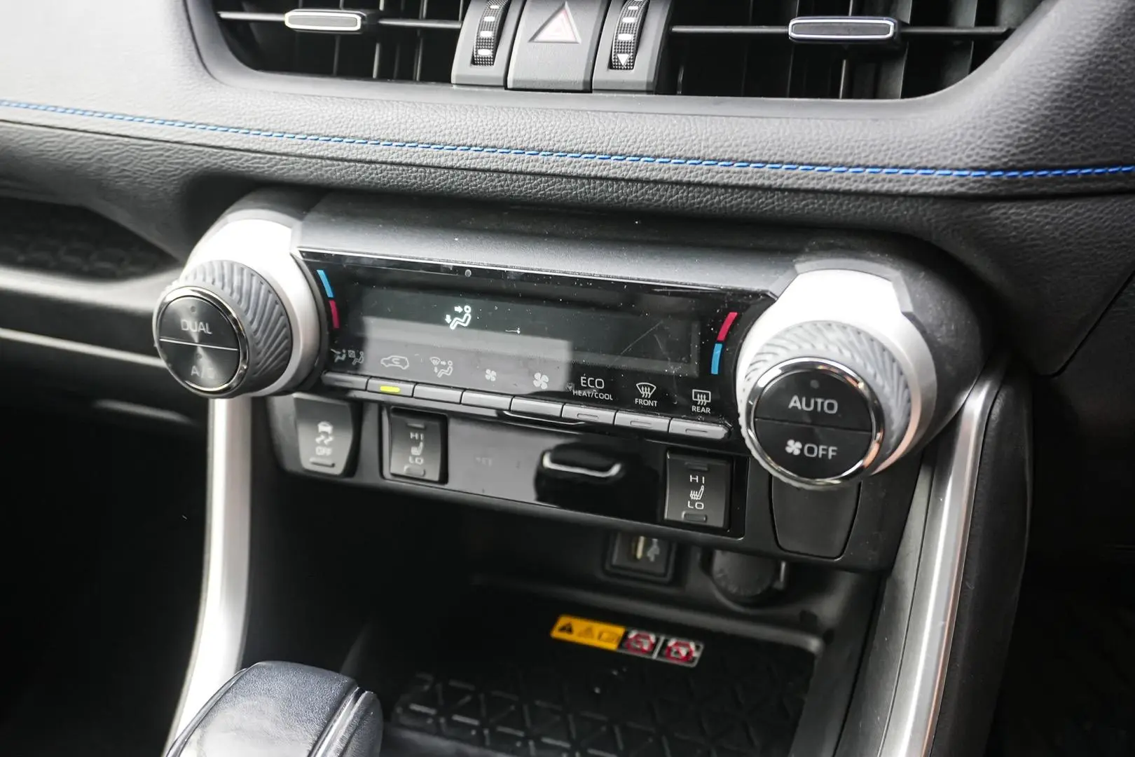 2024 Toyota RAV4 Gallery Image 24