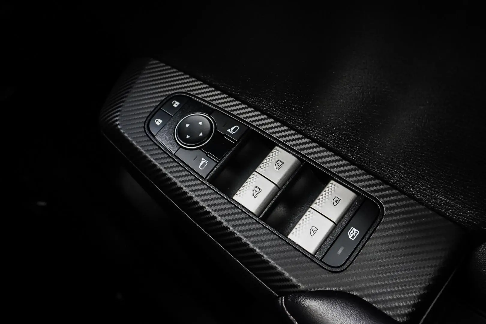 2023 Mitsubishi Outlander Gallery Image 24