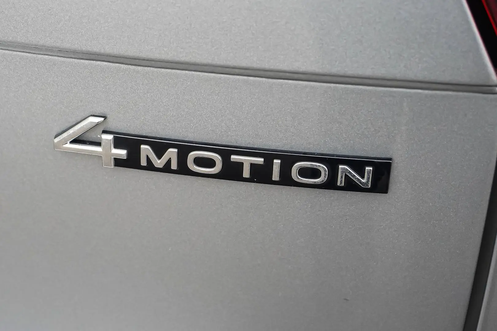 2022 Volkswagen Tiguan Gallery Image 16