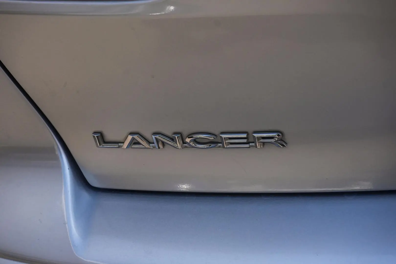 2014 Mitsubishi Lancer Gallery Image 9