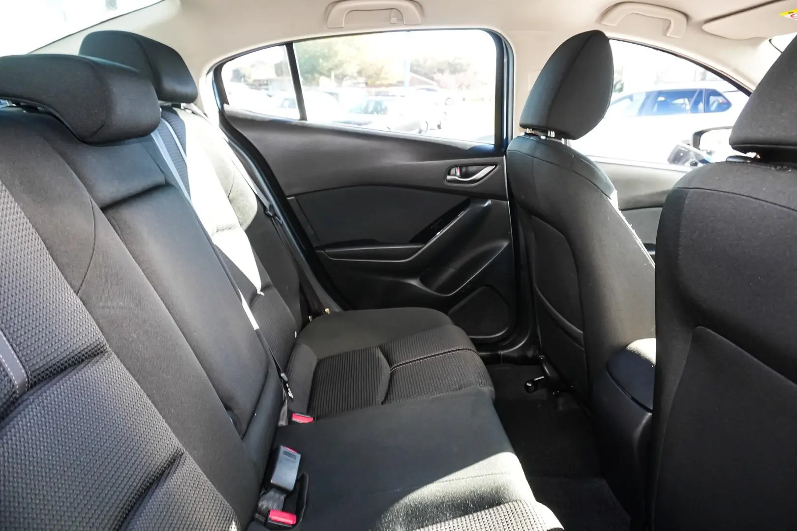 2017 Mazda 3 Gallery Image 9