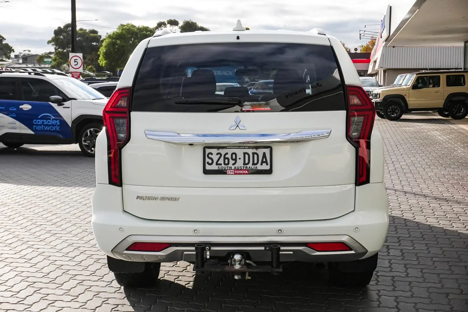 2021 Mitsubishi Pajero Sport Gallery Image 6