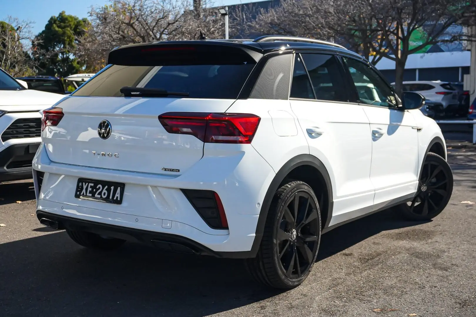 2023 Volkswagen T-Roc Gallery Image 3
