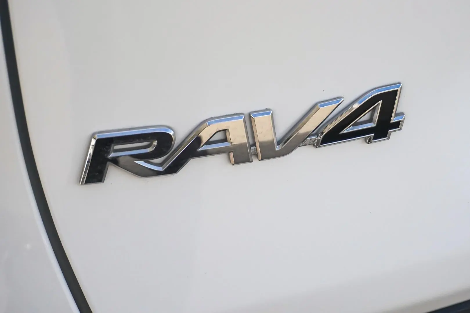 2024 Toyota RAV4 Gallery Image 15