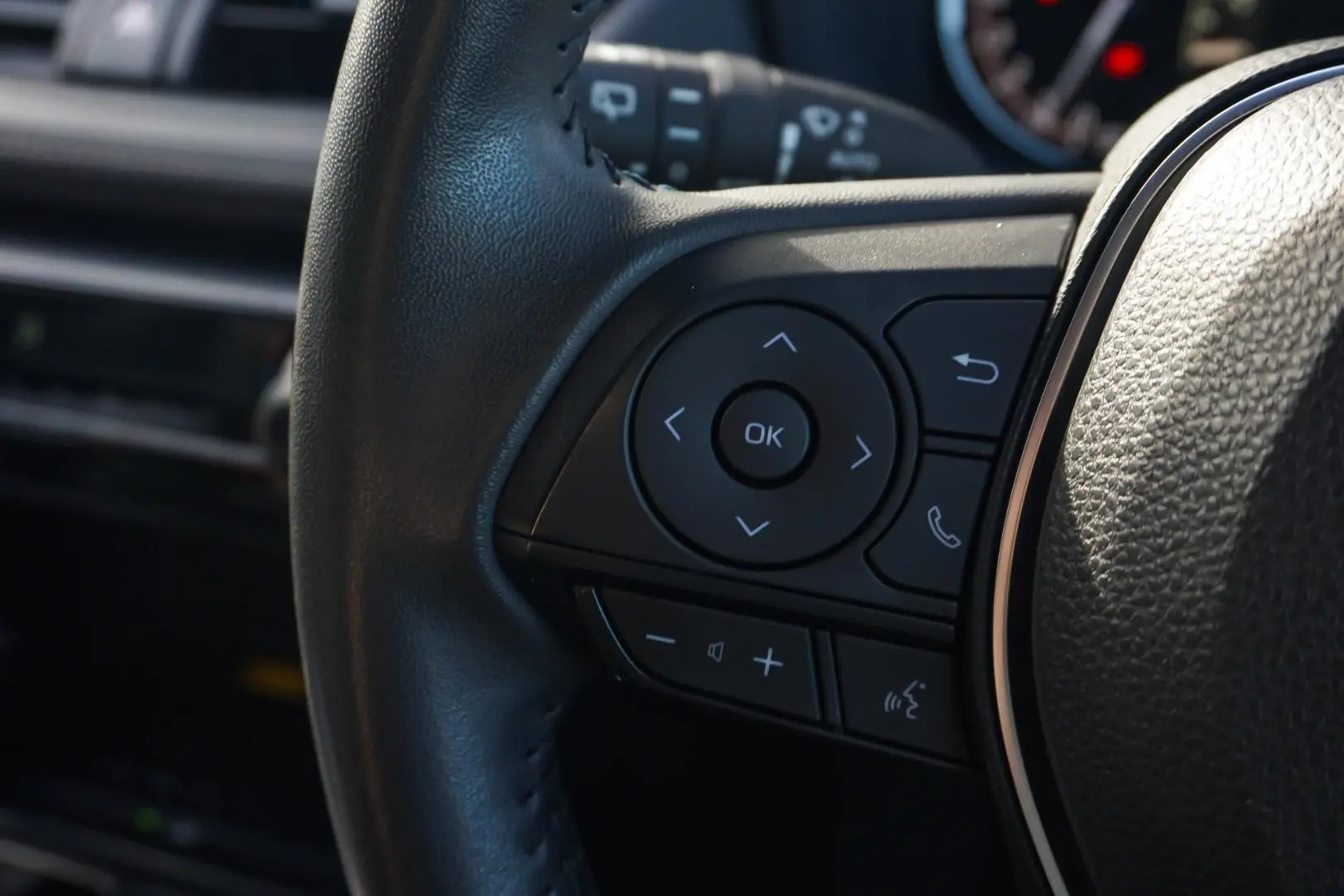 2024 Toyota RAV4 Gallery Image 18