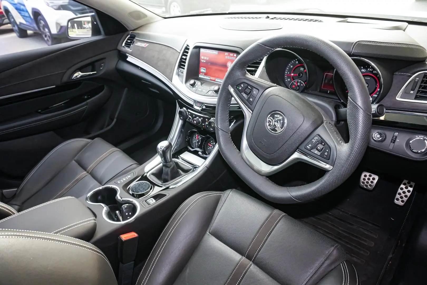 2017 Holden Commodore Gallery Image 7